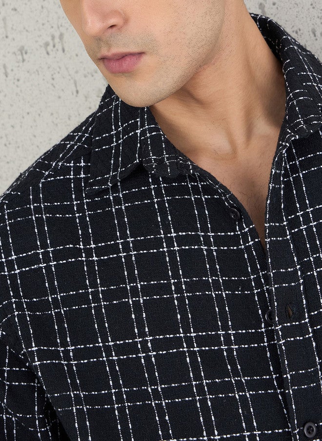 CHIMPAAANZEE Men Oversized Fit Checked Spread Collar Casual Shacket - Image 4